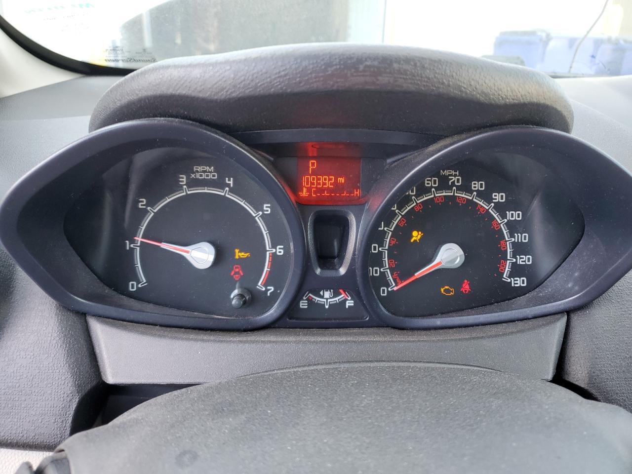 2013 FORD Fiesta