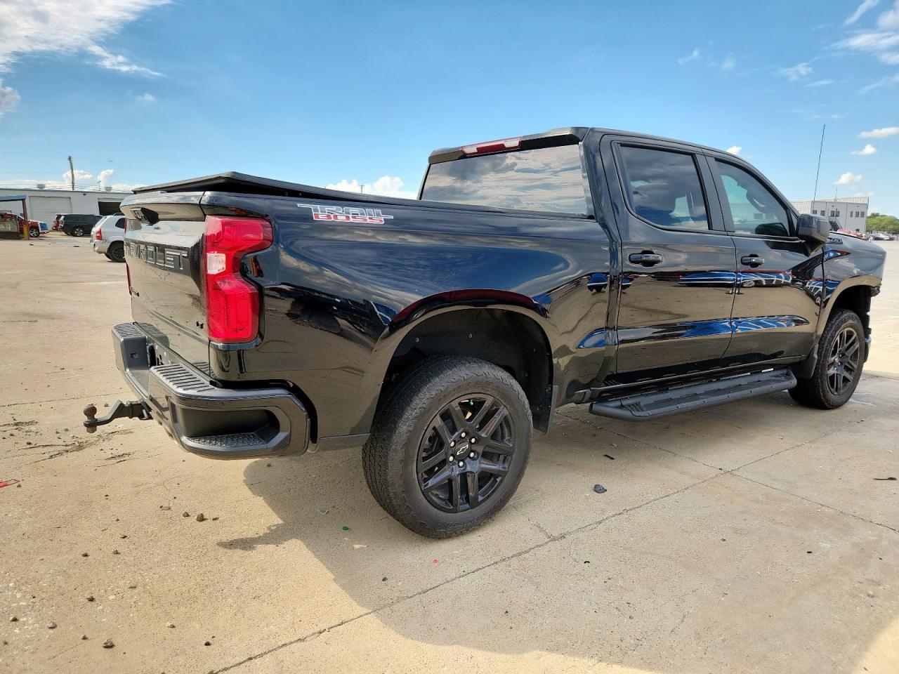 2024 CHEVROLET Silverado
