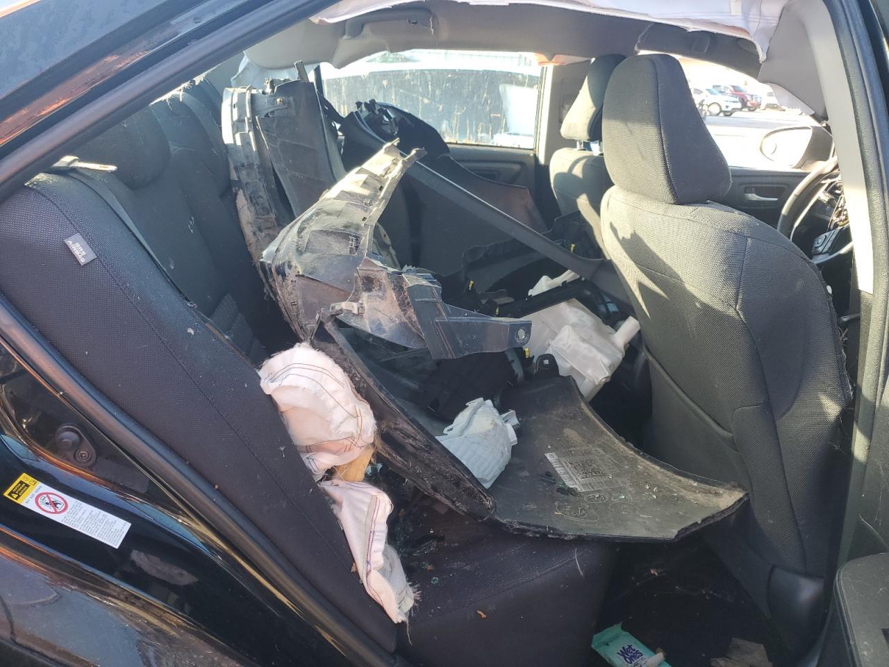 2016 TOYOTA CAMRY