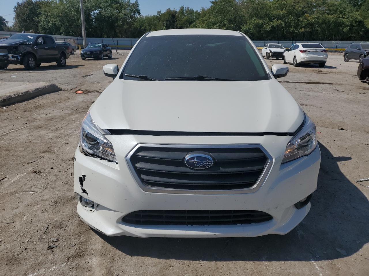 2017 SUBARU Legacy