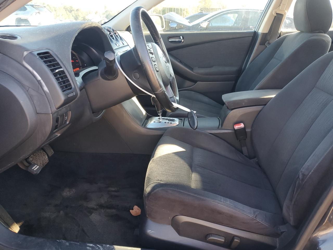 2010 NISSAN ALTIMA