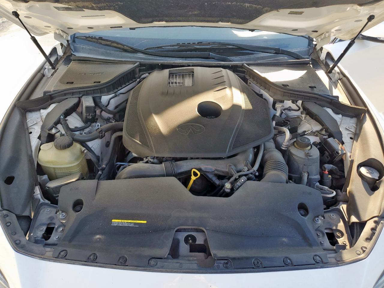 2016 INFINITI Q50