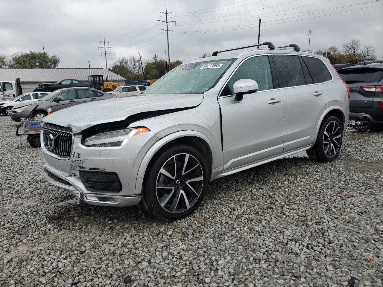 2022 VOLVO XC90