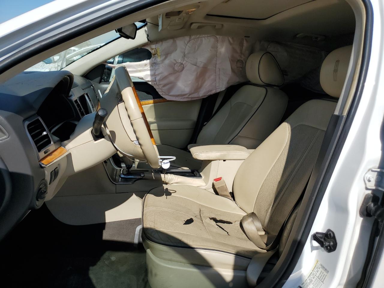 2011 LINCOLN MKZ