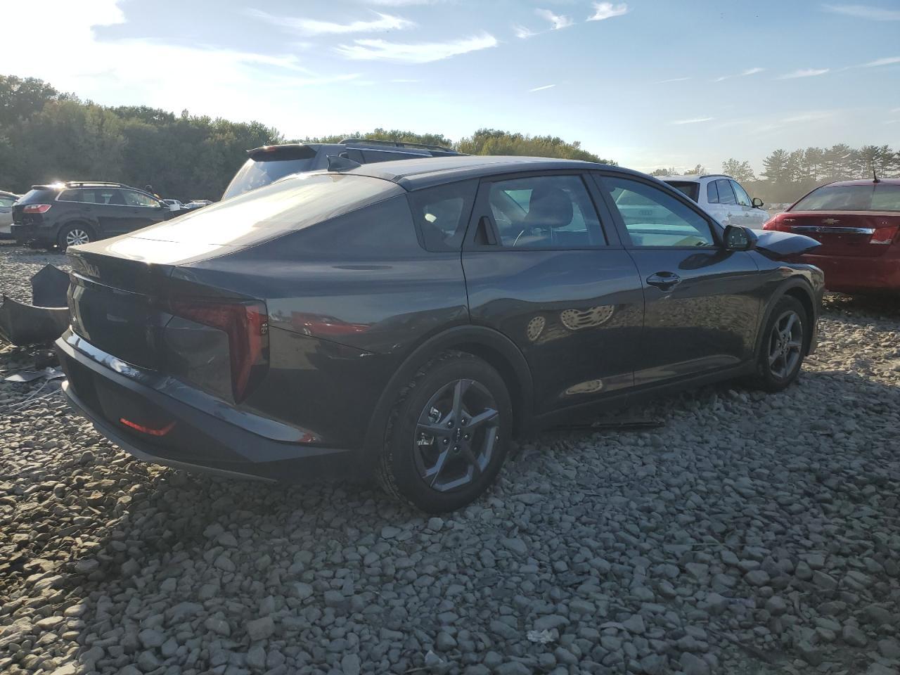 2025 KIA K4