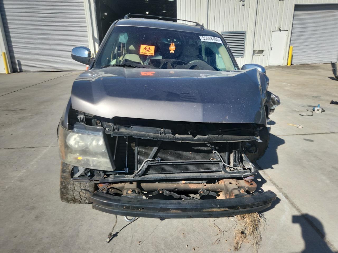 2011 CHEVROLET Tahoe
