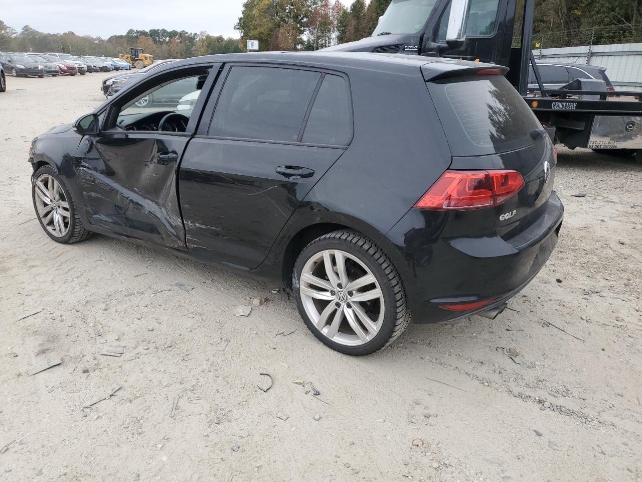 2015 VOLKSWAGEN GOLF