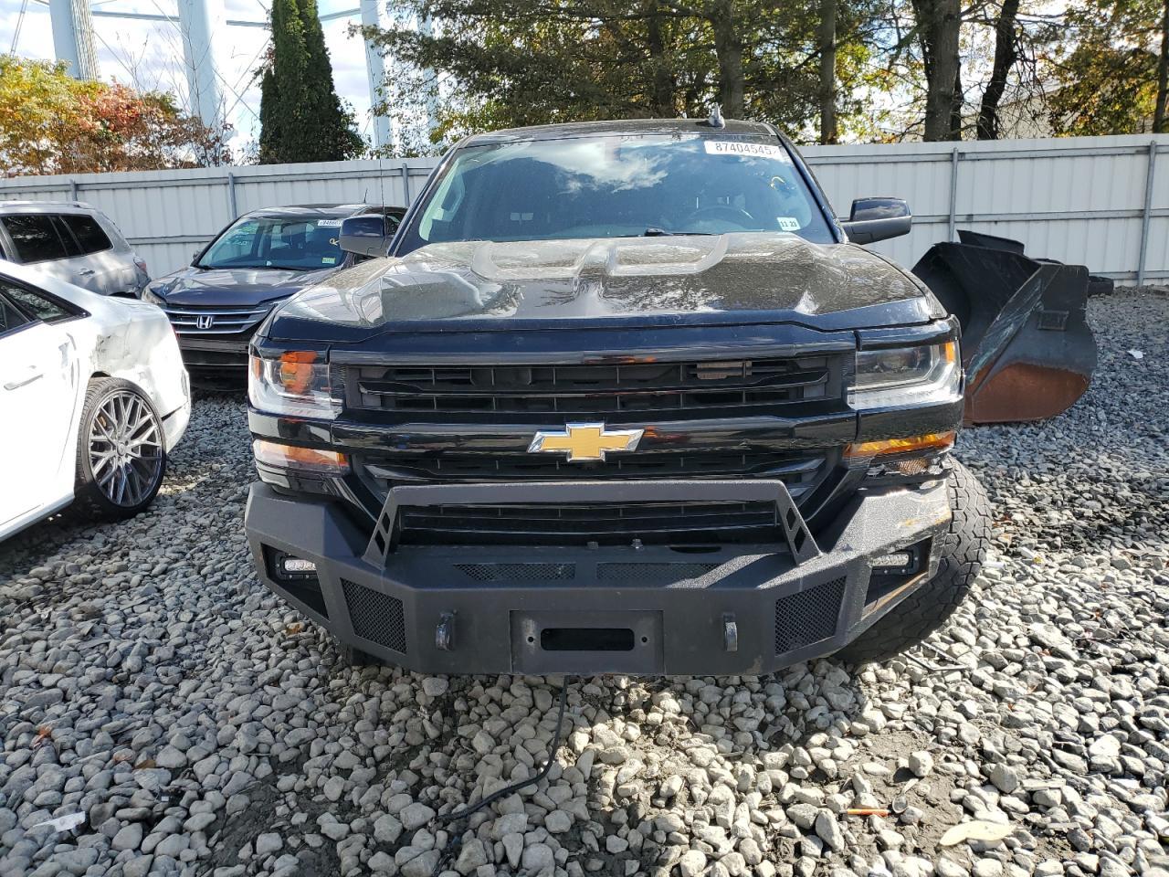 2018 CHEVROLET Silverado