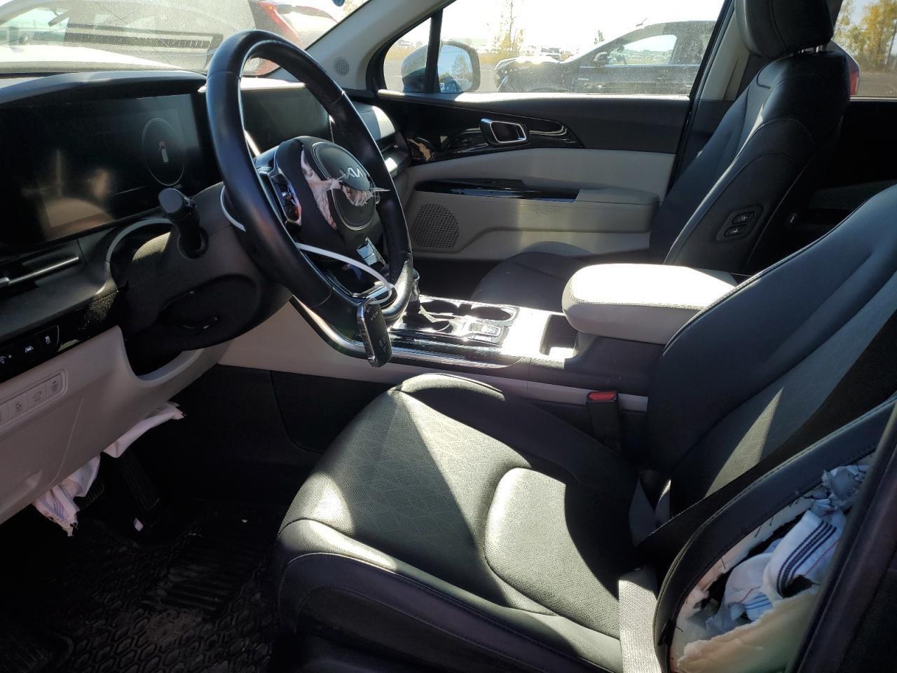 2023 KIA Carnival