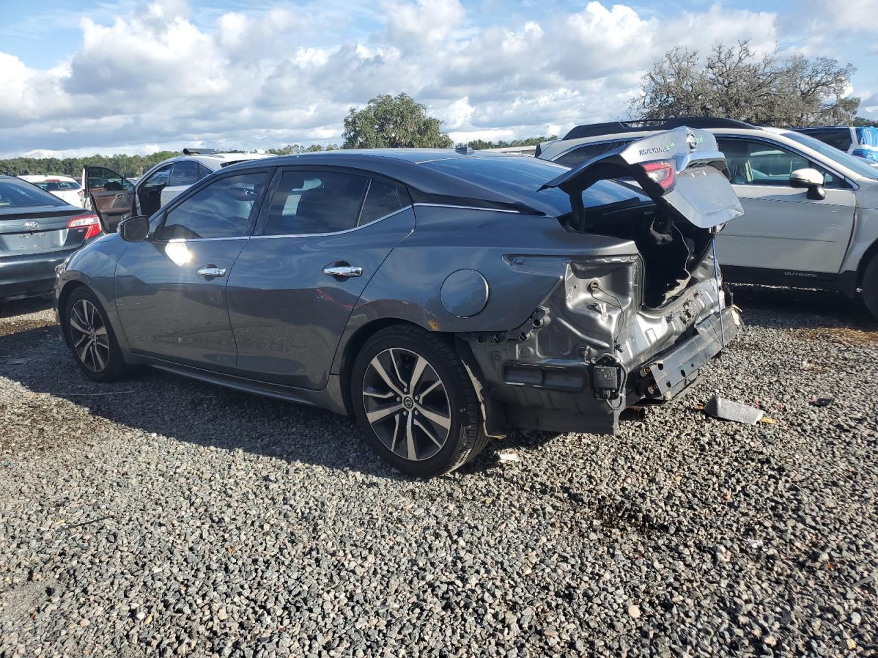 2019 NISSAN Maxima