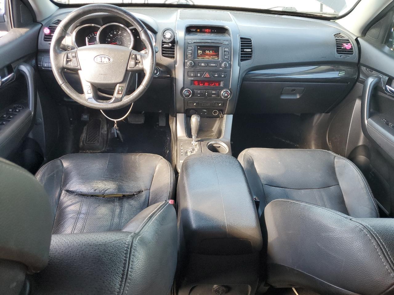 2013 KIA SORENTO