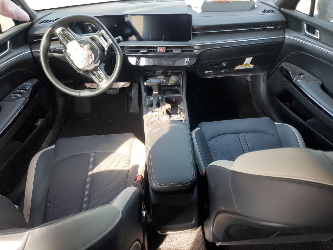 2025 KIA K5