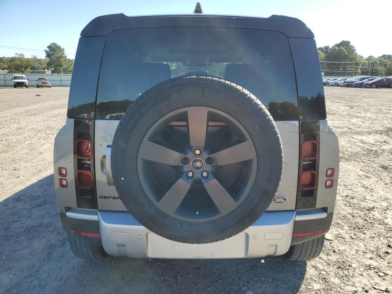 2021 LAND ROVER Defender