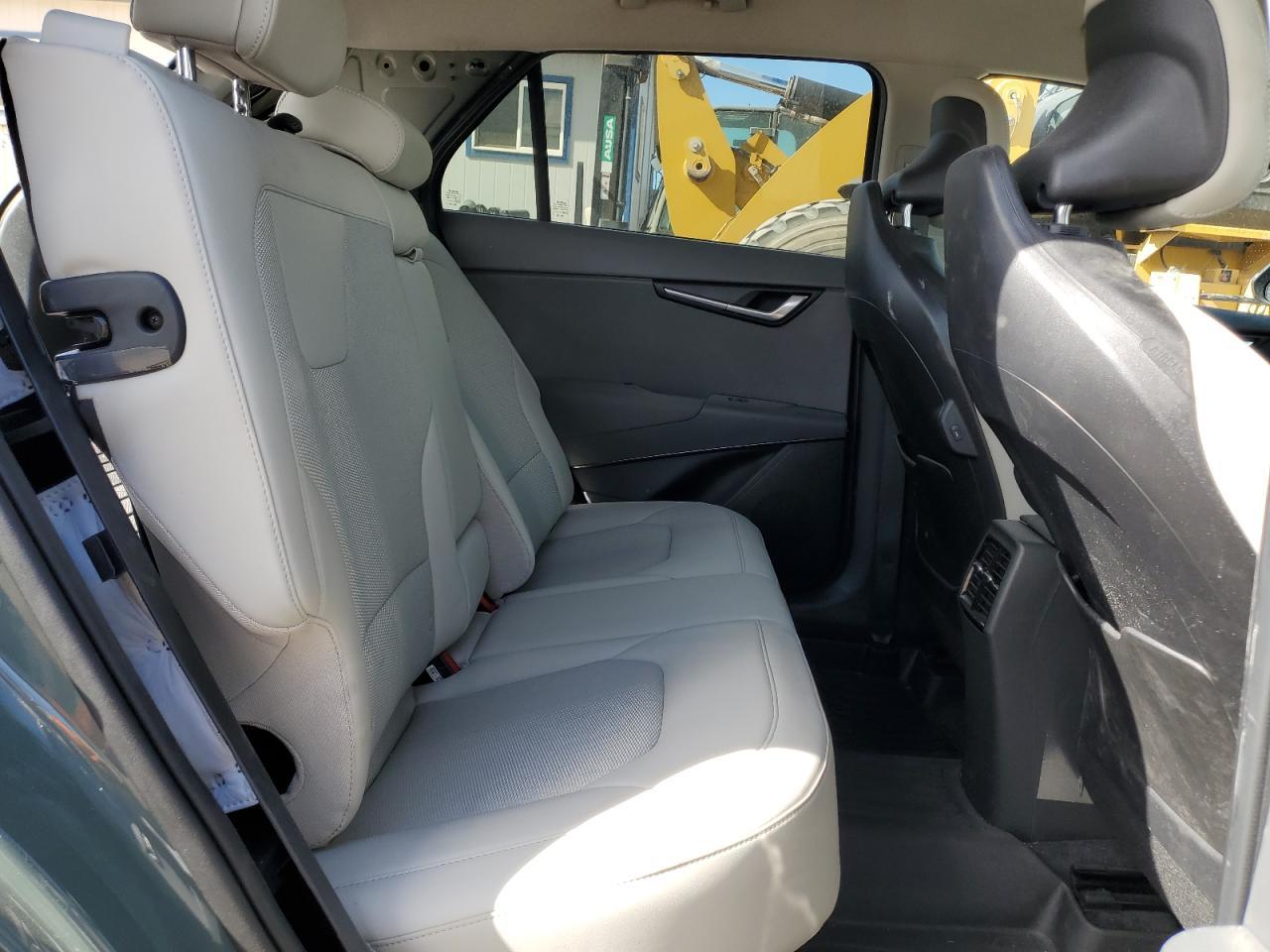 2025 KIA Niro