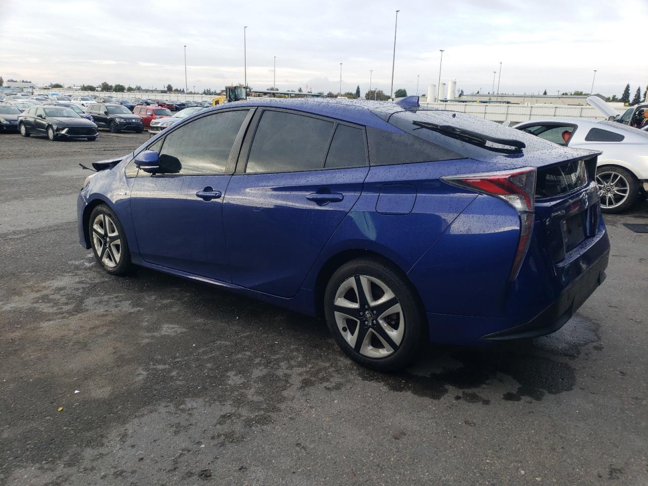 2016 TOYOTA PRIUS