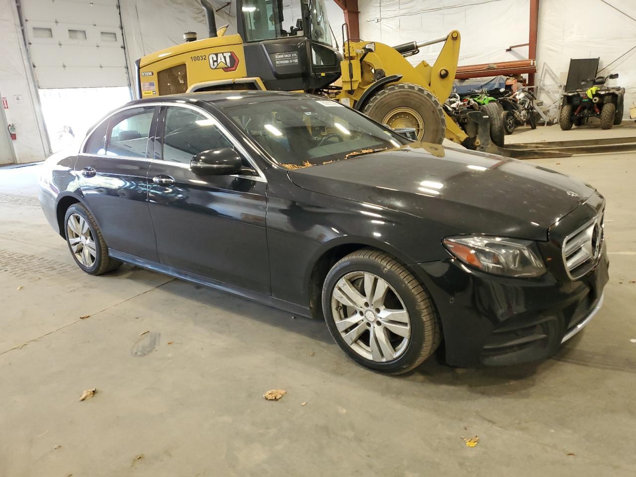 2017 MERCEDES-BENZ E-Class