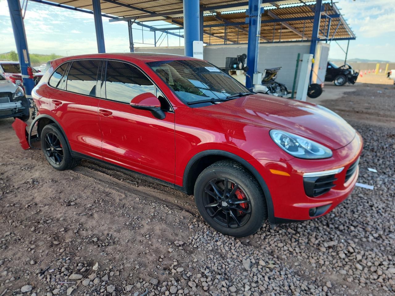 2016 PORSCHE CAYENNE