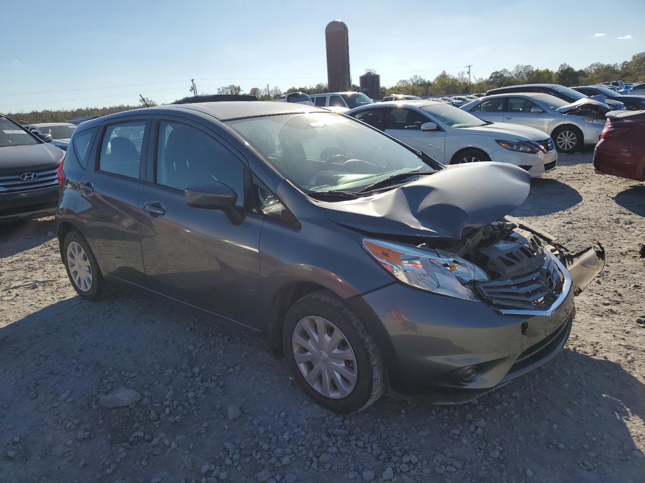 2016 NISSAN Versa Note