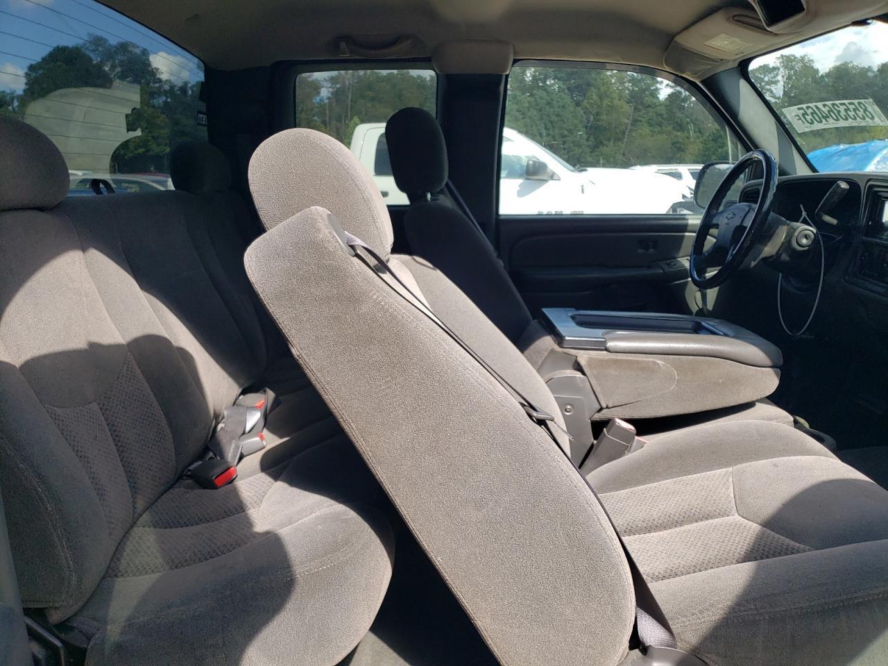 2004 CHEVROLET Silverado