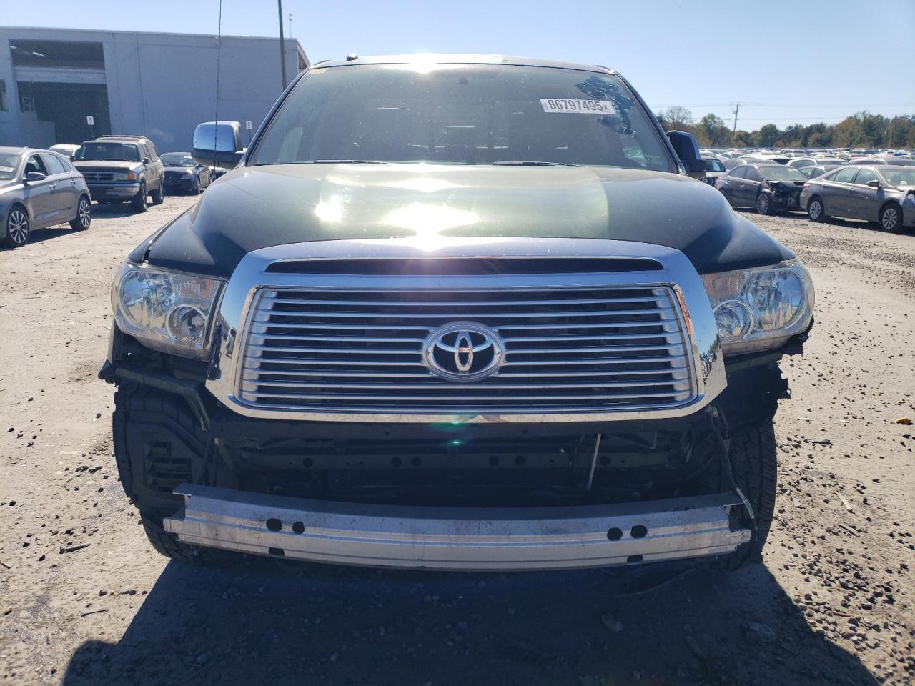 2011 TOYOTA TUNDRA