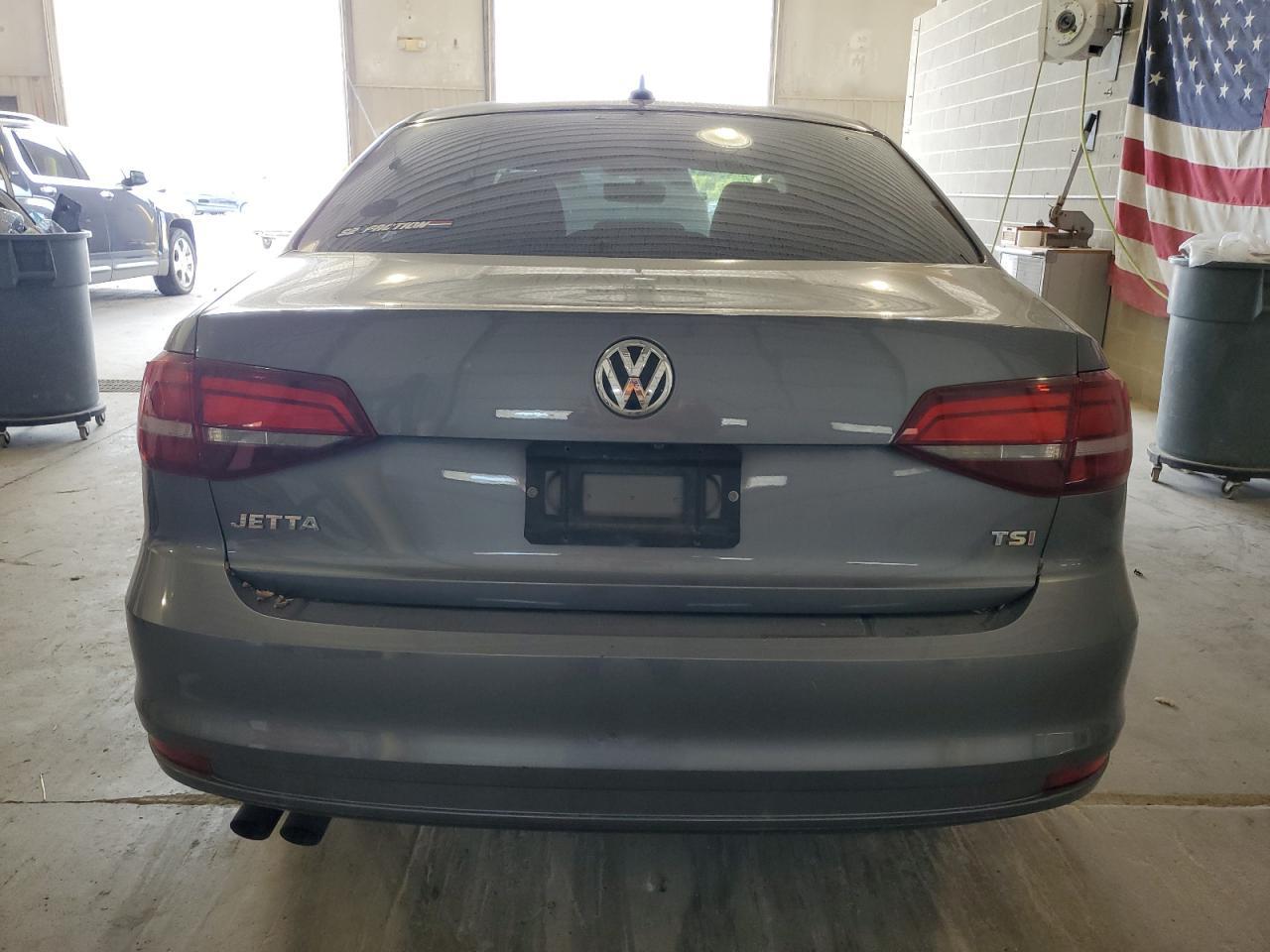 2016 VOLKSWAGEN JETTA