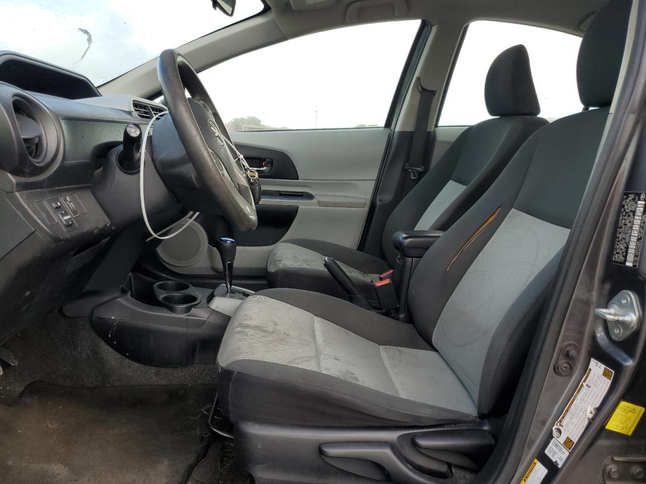 2012 TOYOTA Prius c