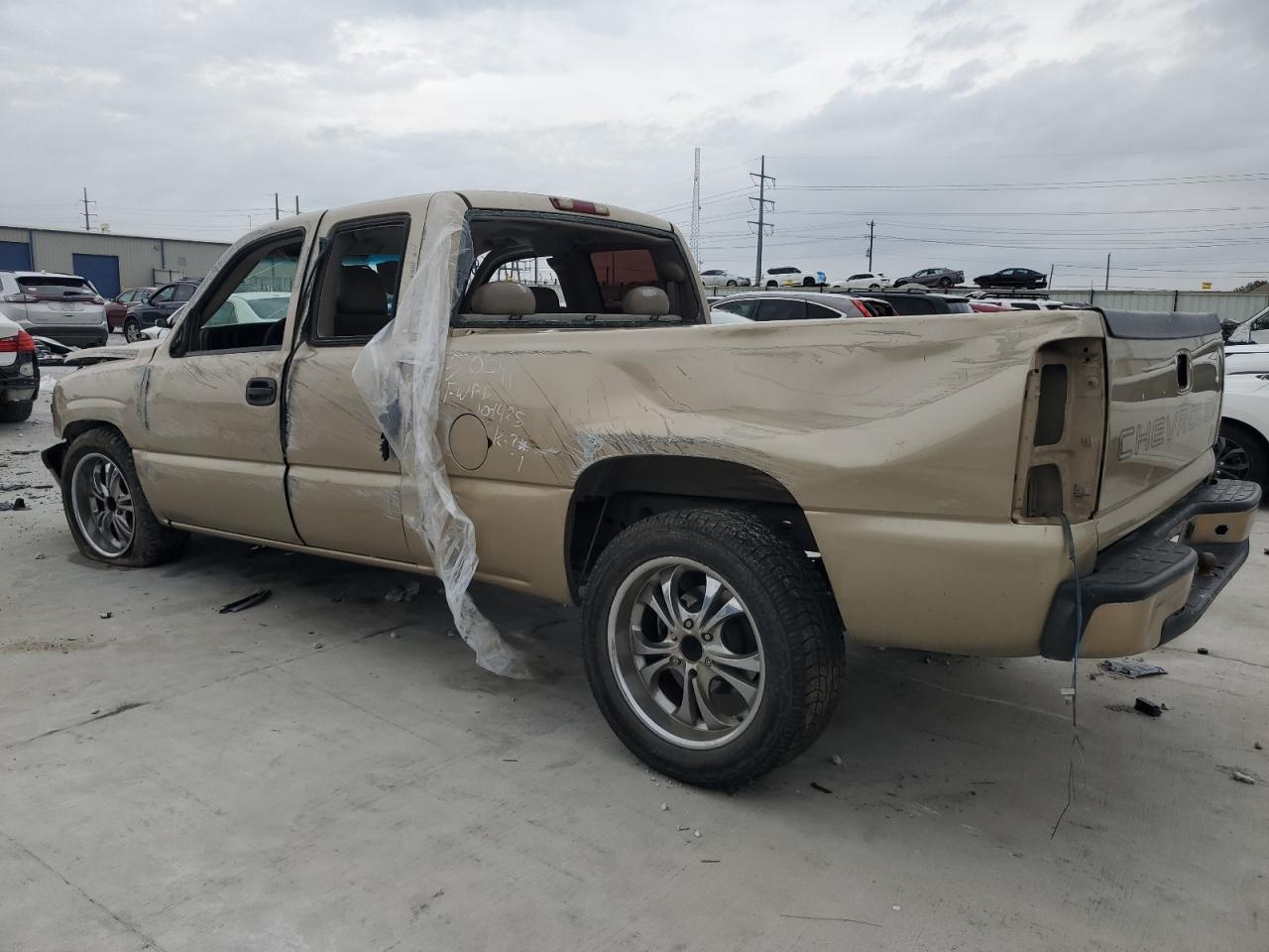 2004 CHEVROLET Silverado