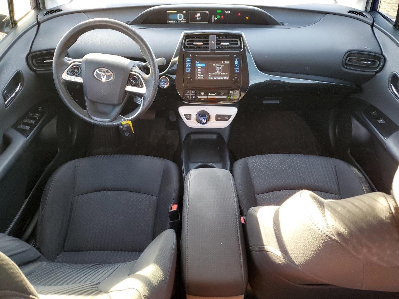2016 TOYOTA PRIUS