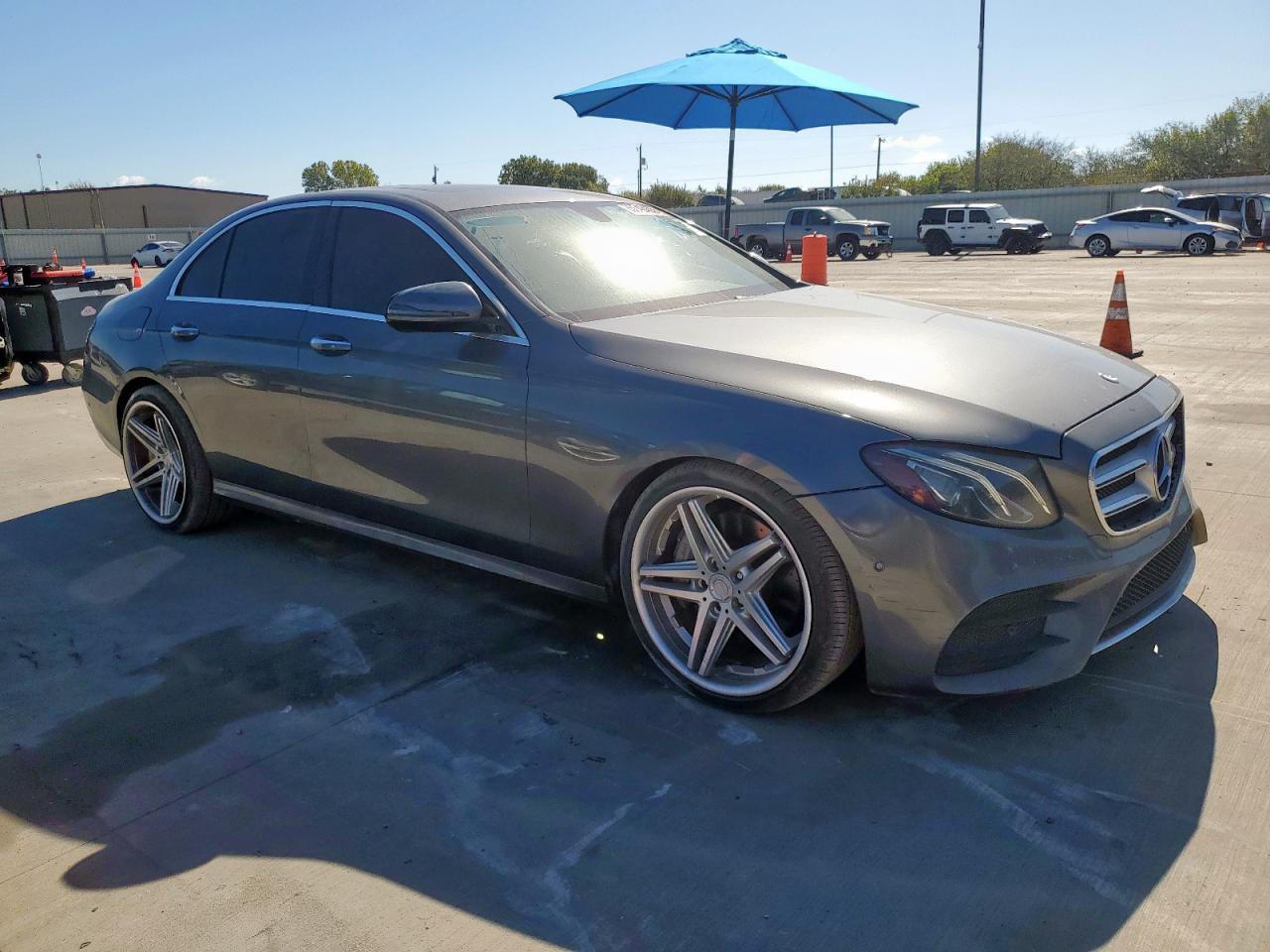 2017 MERCEDES-BENZ E-Class
