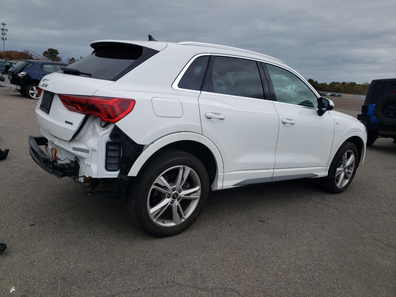2024 AUDI Q3