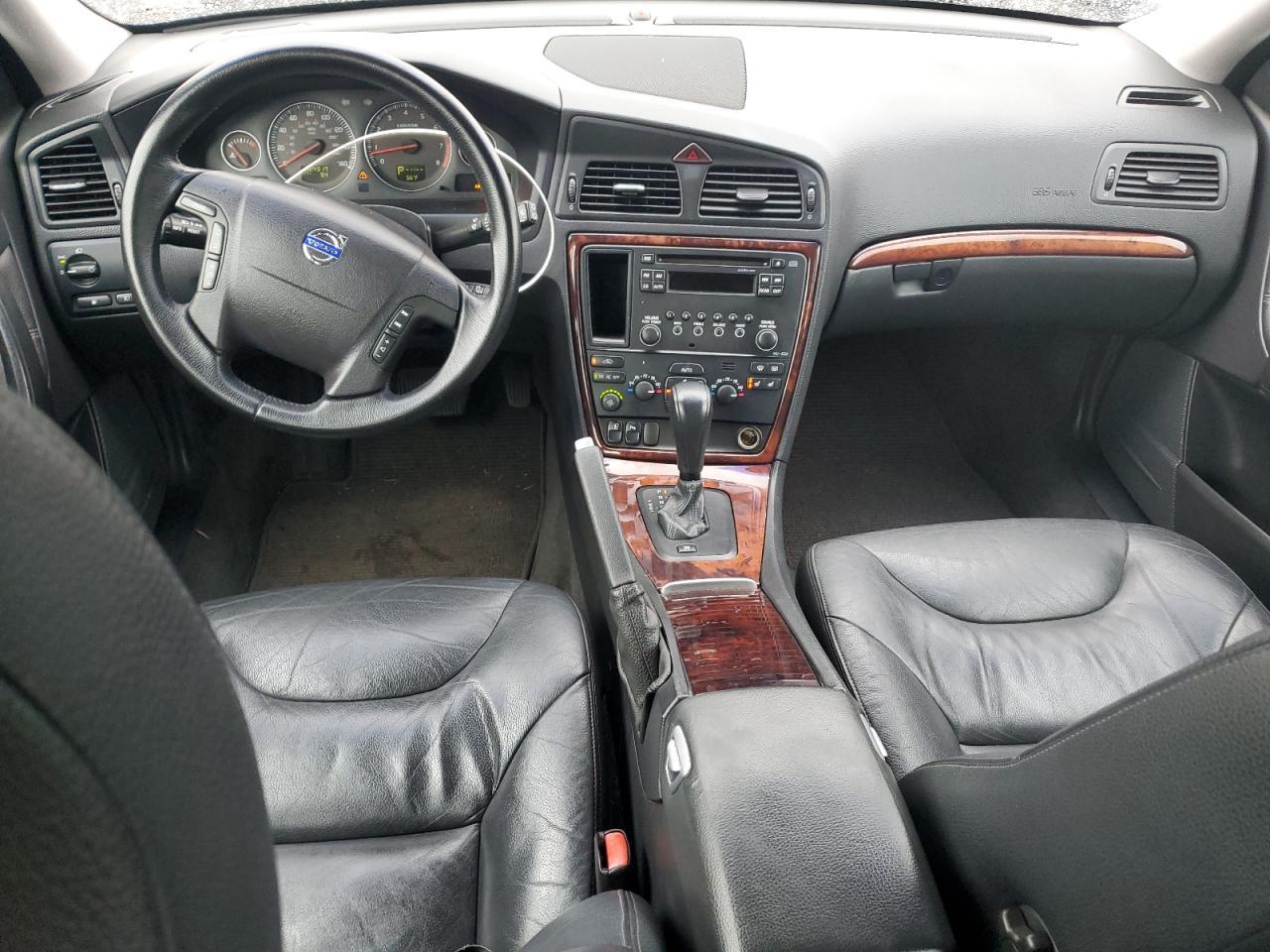 2007 VOLVO V70