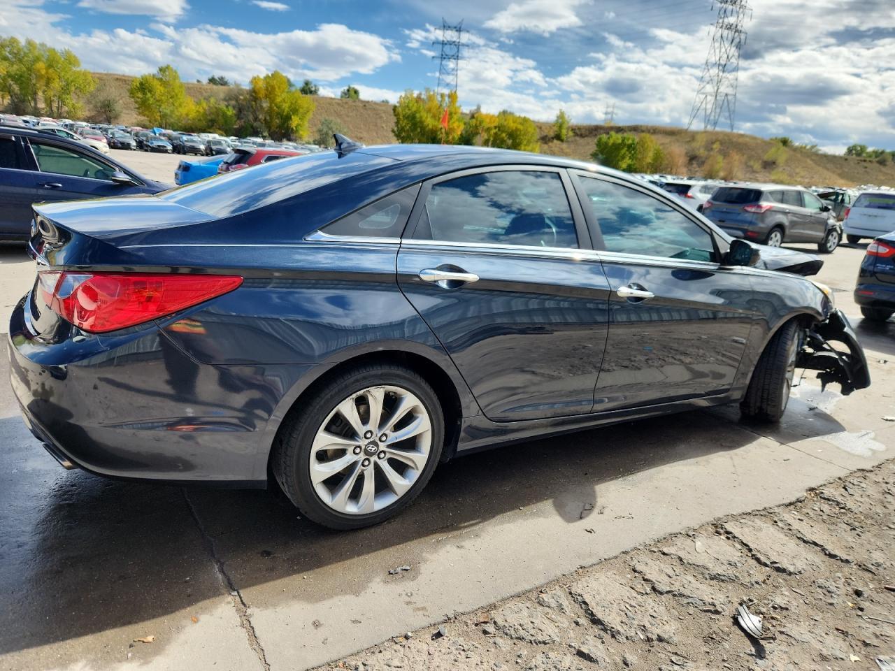 2011 HYUNDAI SONATA
