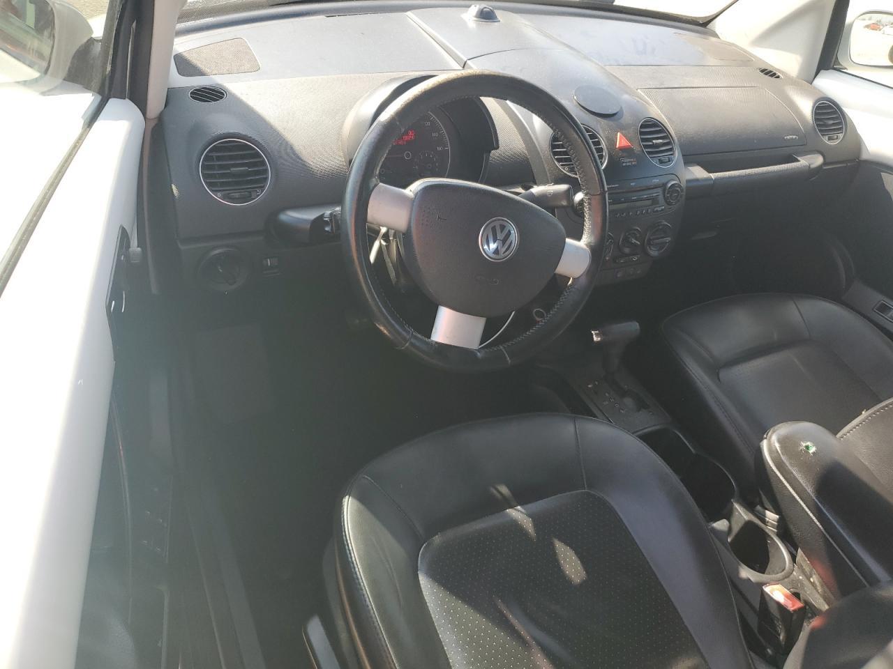 2009 VOLKSWAGEN Beetle