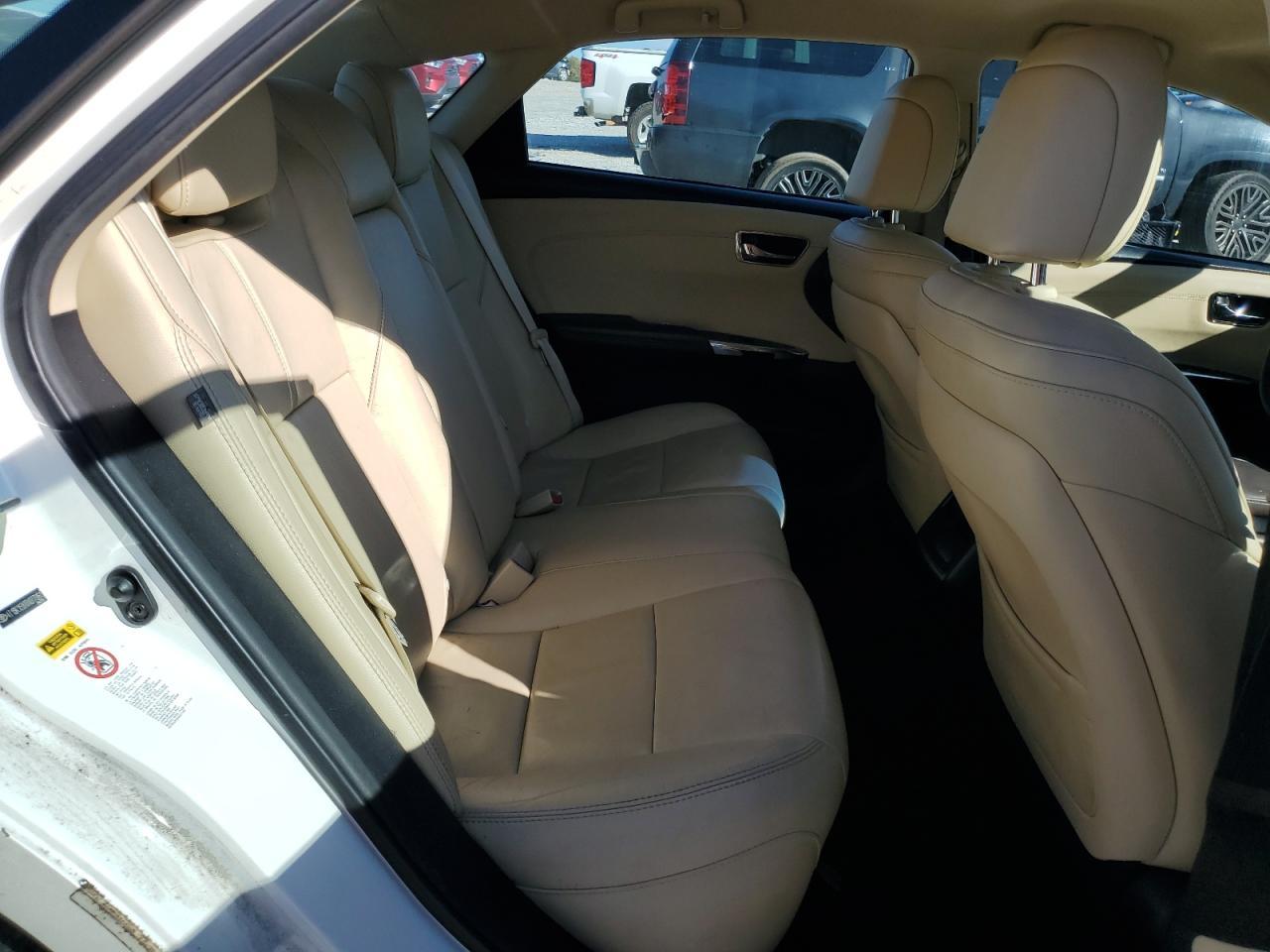 2013 TOYOTA Avalon