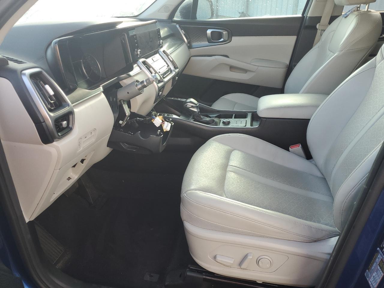 2023 KIA SORENTO