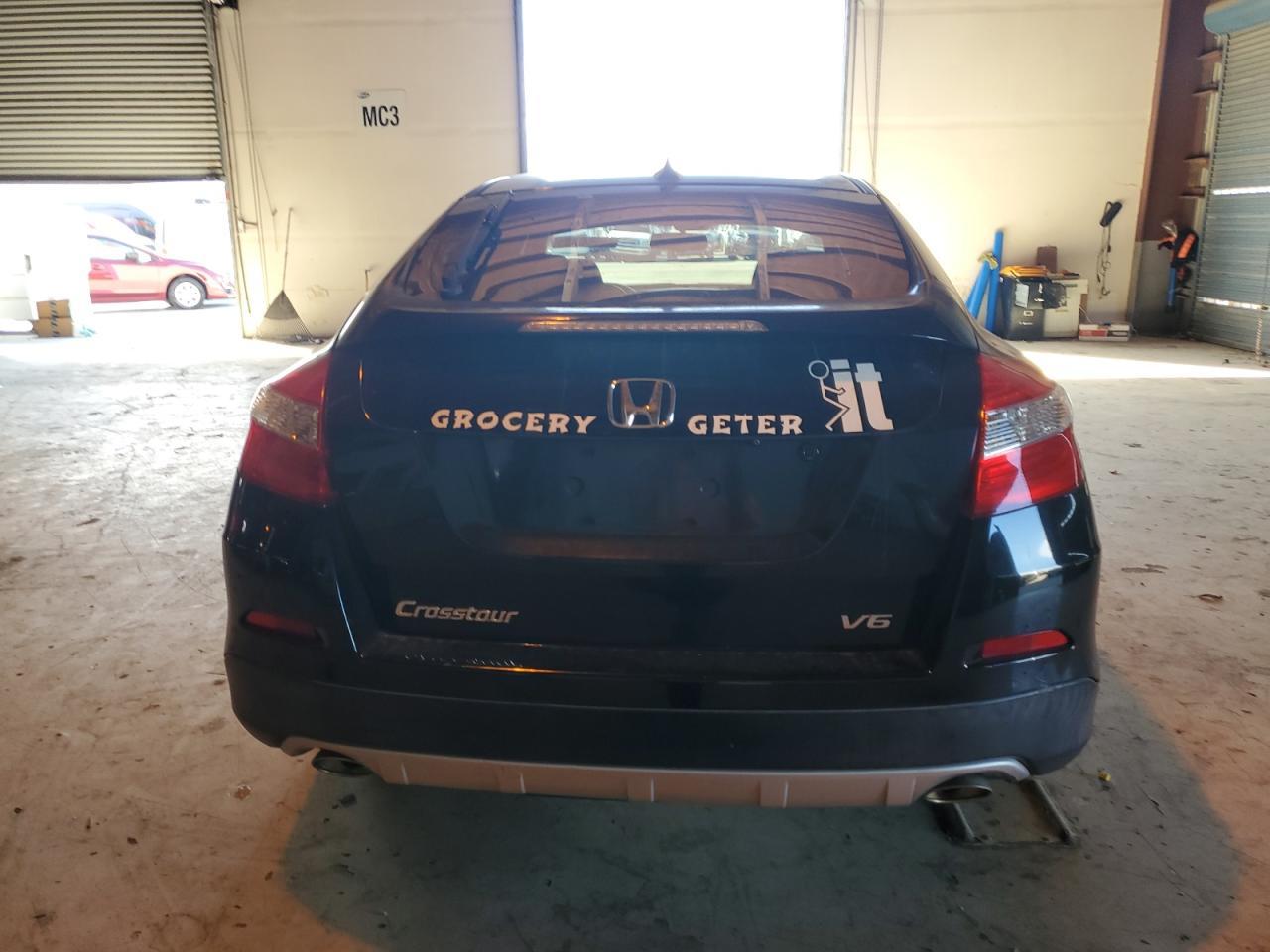 2015 HONDA Crosstour