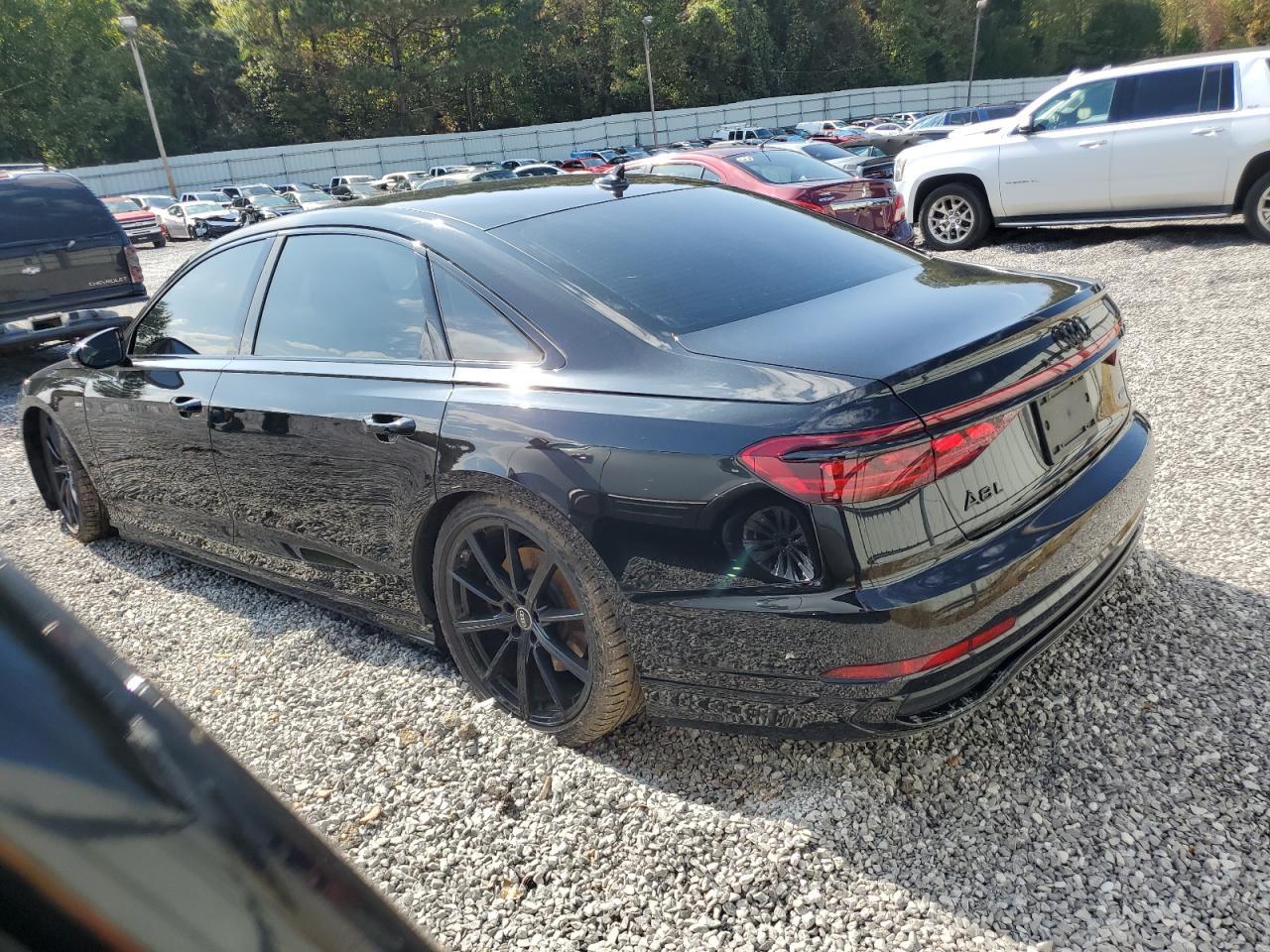 2022 AUDI A8