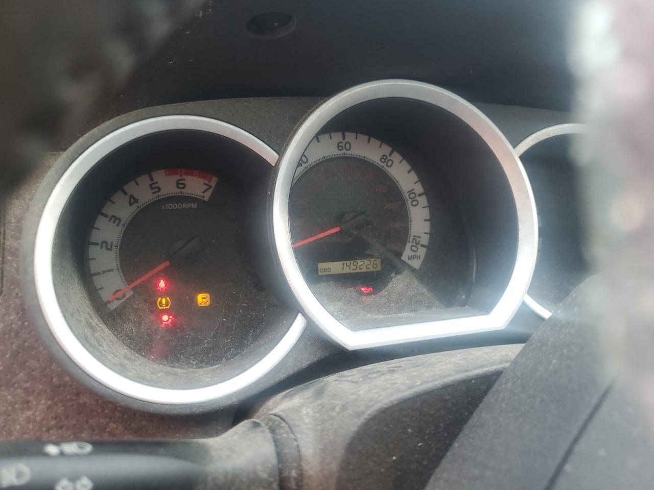 2015 TOYOTA TACOMA