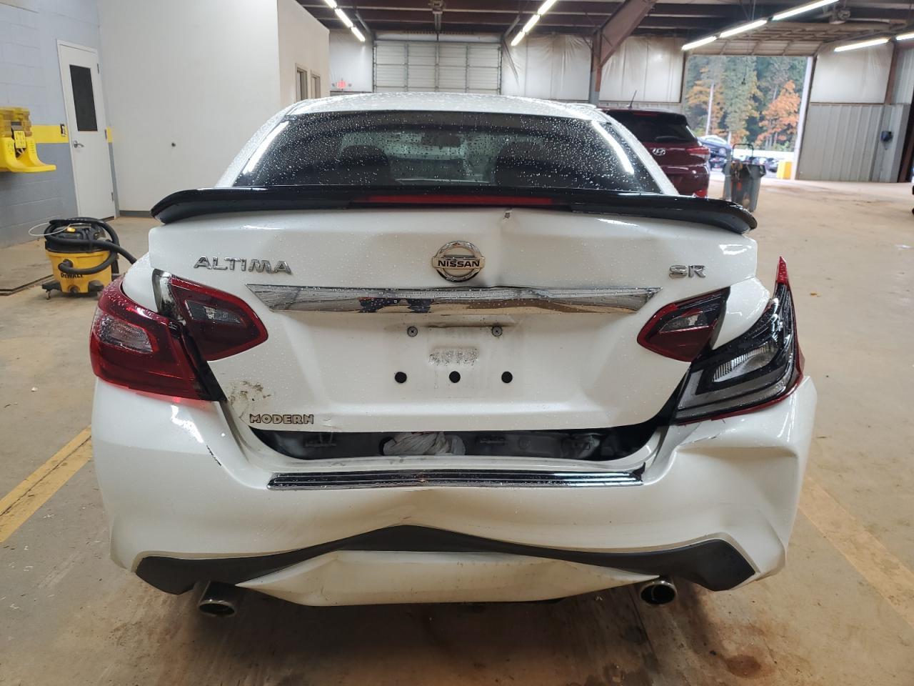 2017 NISSAN ALTIMA