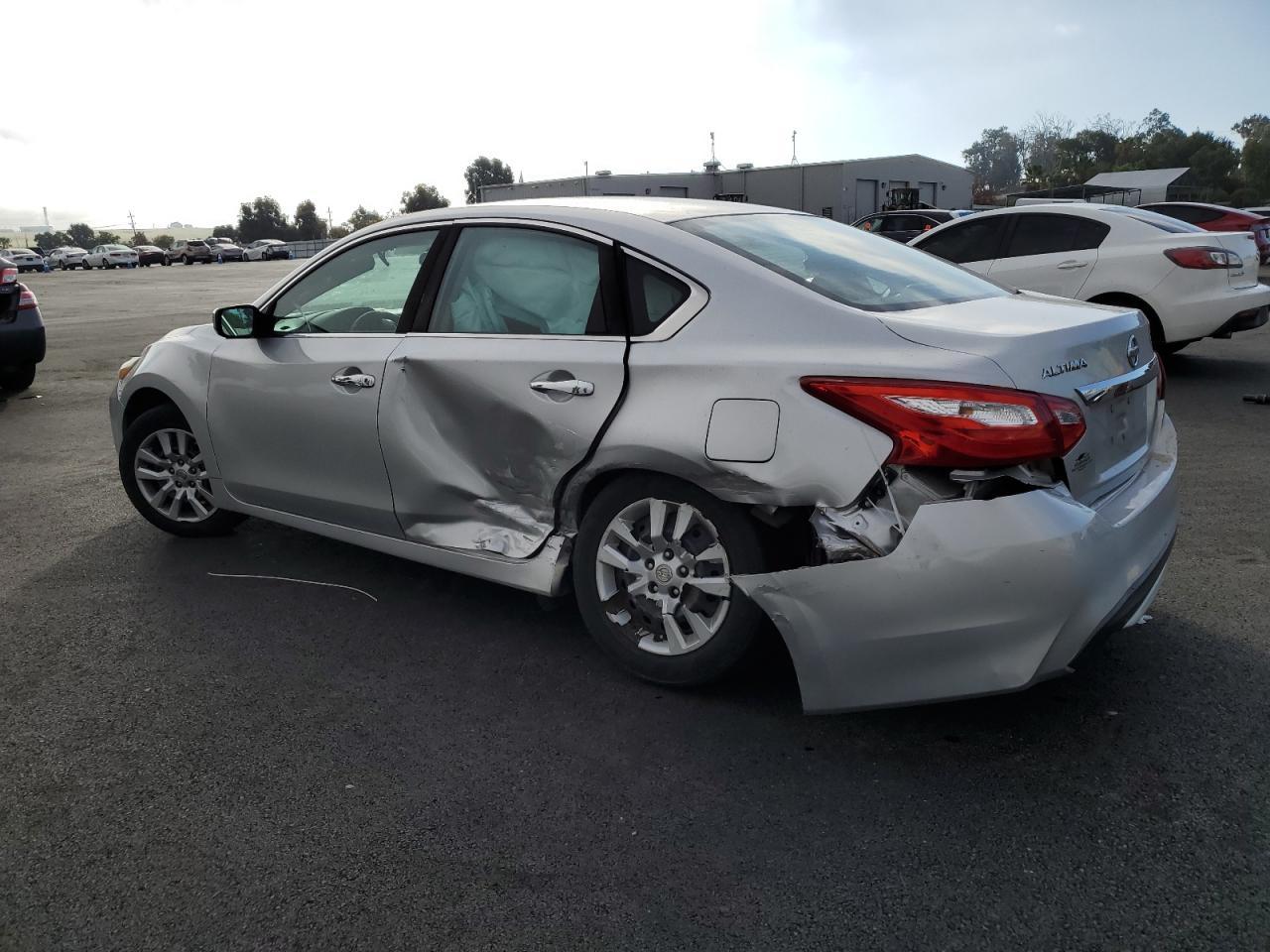 2016 NISSAN ALTIMA