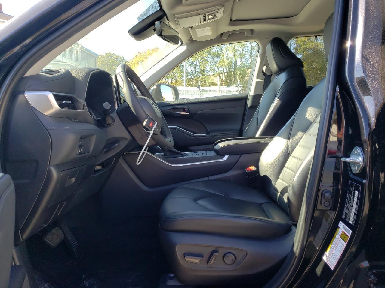 2022 TOYOTA HIGHLANDER