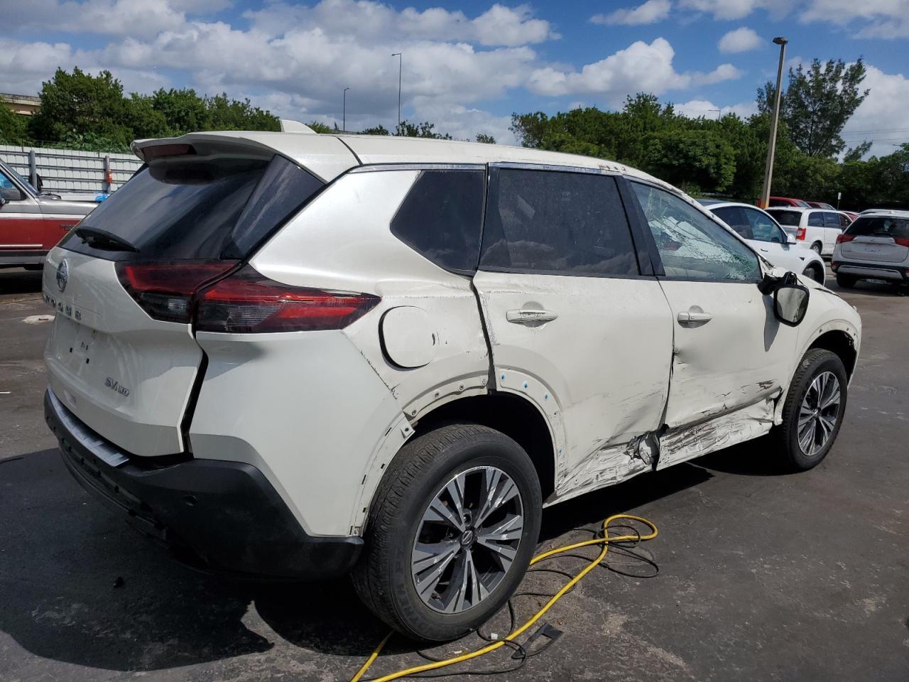 2021 NISSAN ROGUE