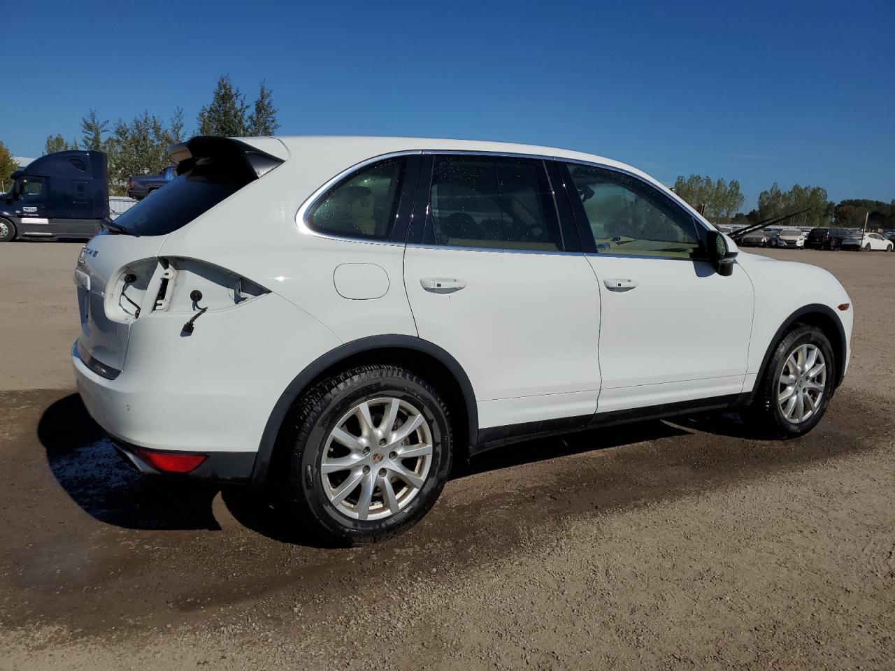 2013 PORSCHE CAYENNE