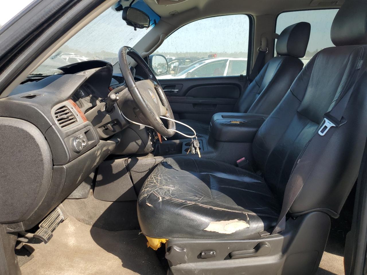 2011 CHEVROLET Suburban