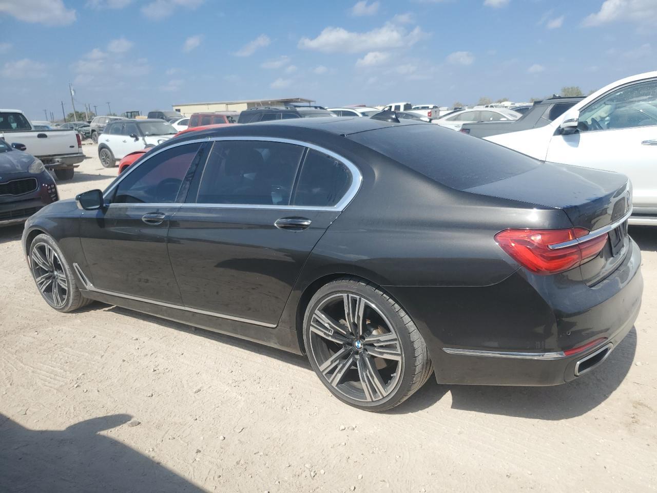 2016 BMW 7 series