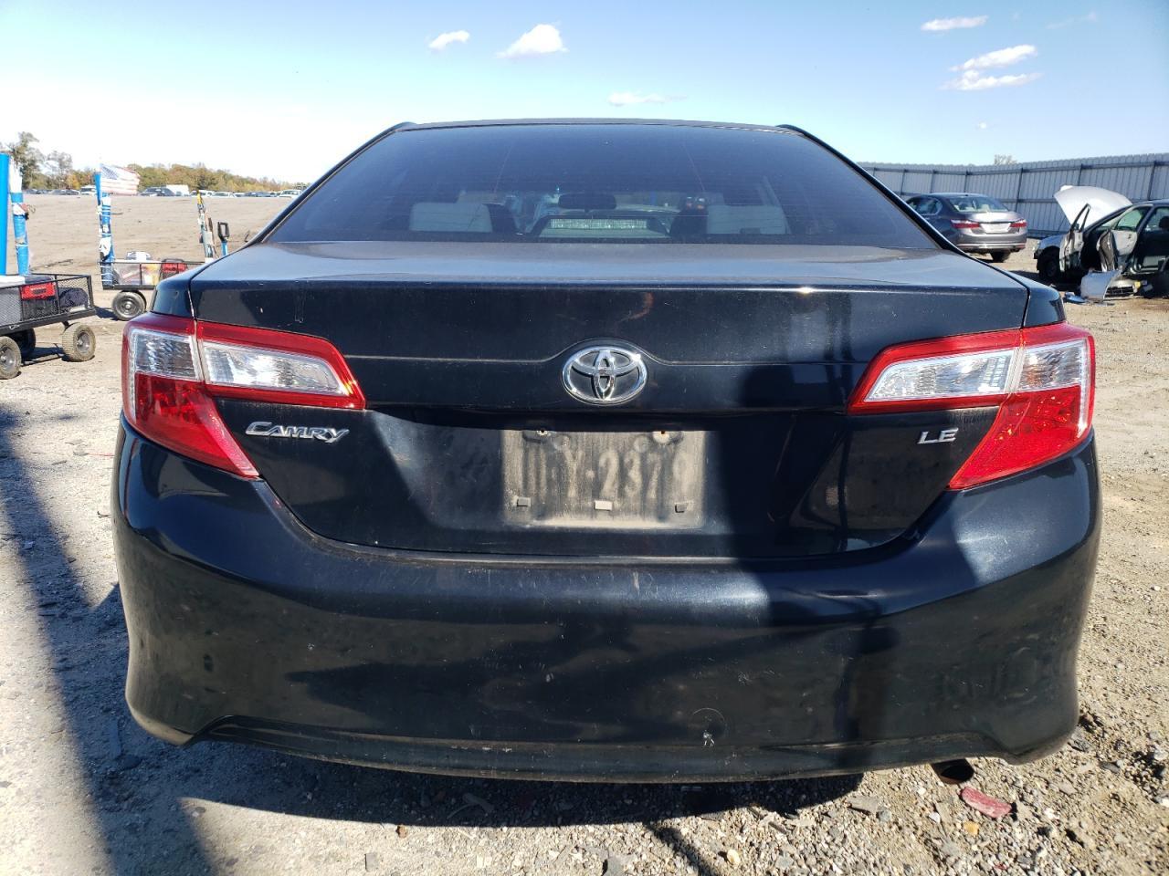 2012 TOYOTA CAMRY