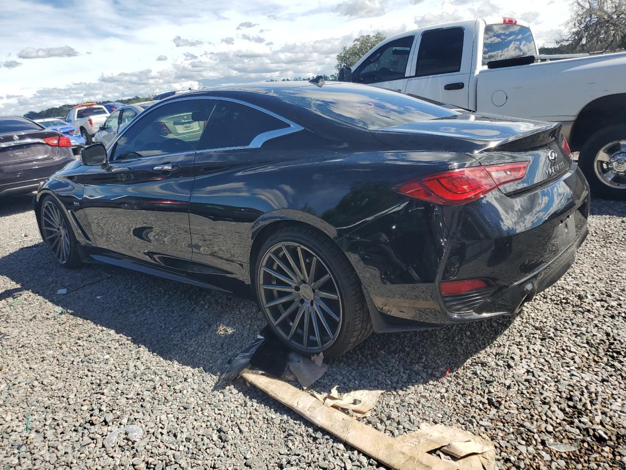 2017 INFINITI Q60