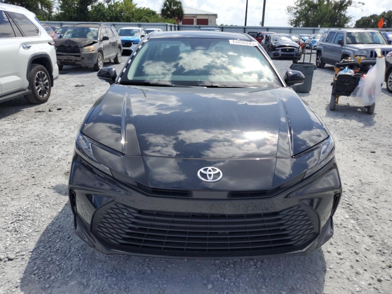 2025 TOYOTA CAMRY