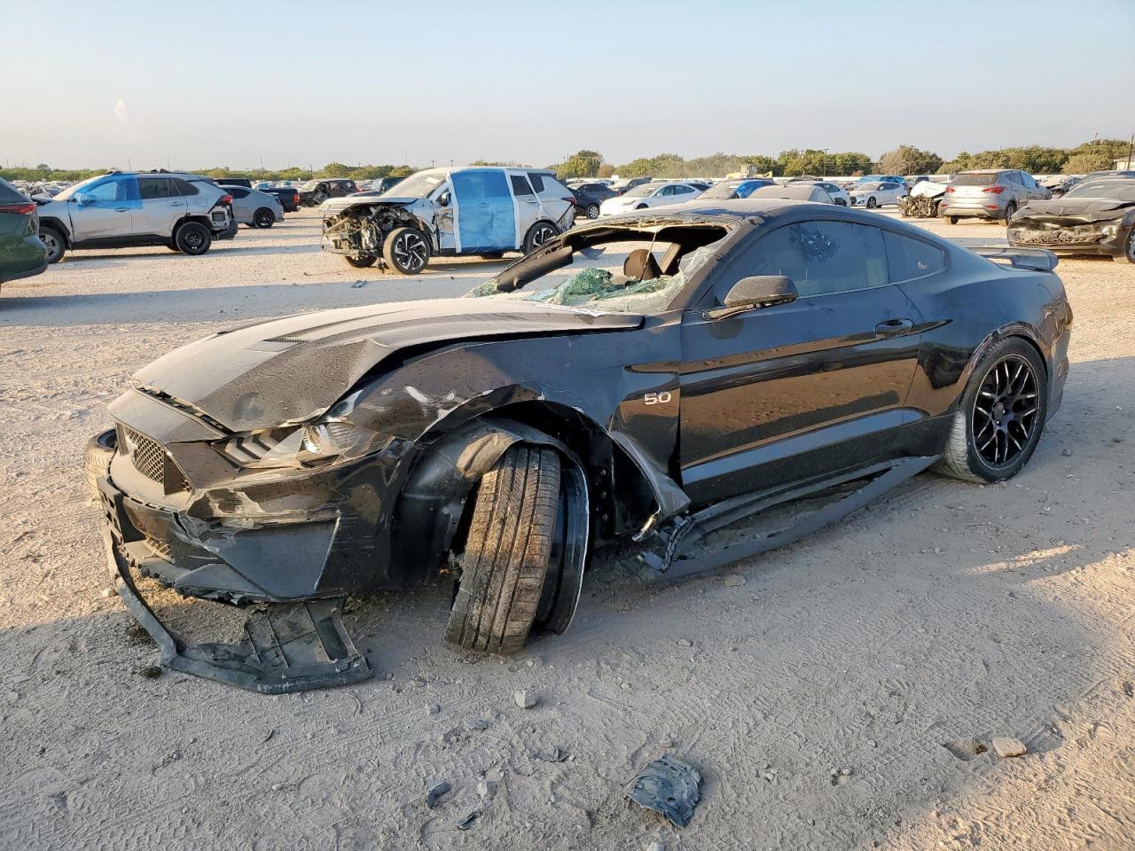 2022 FORD MUSTANG