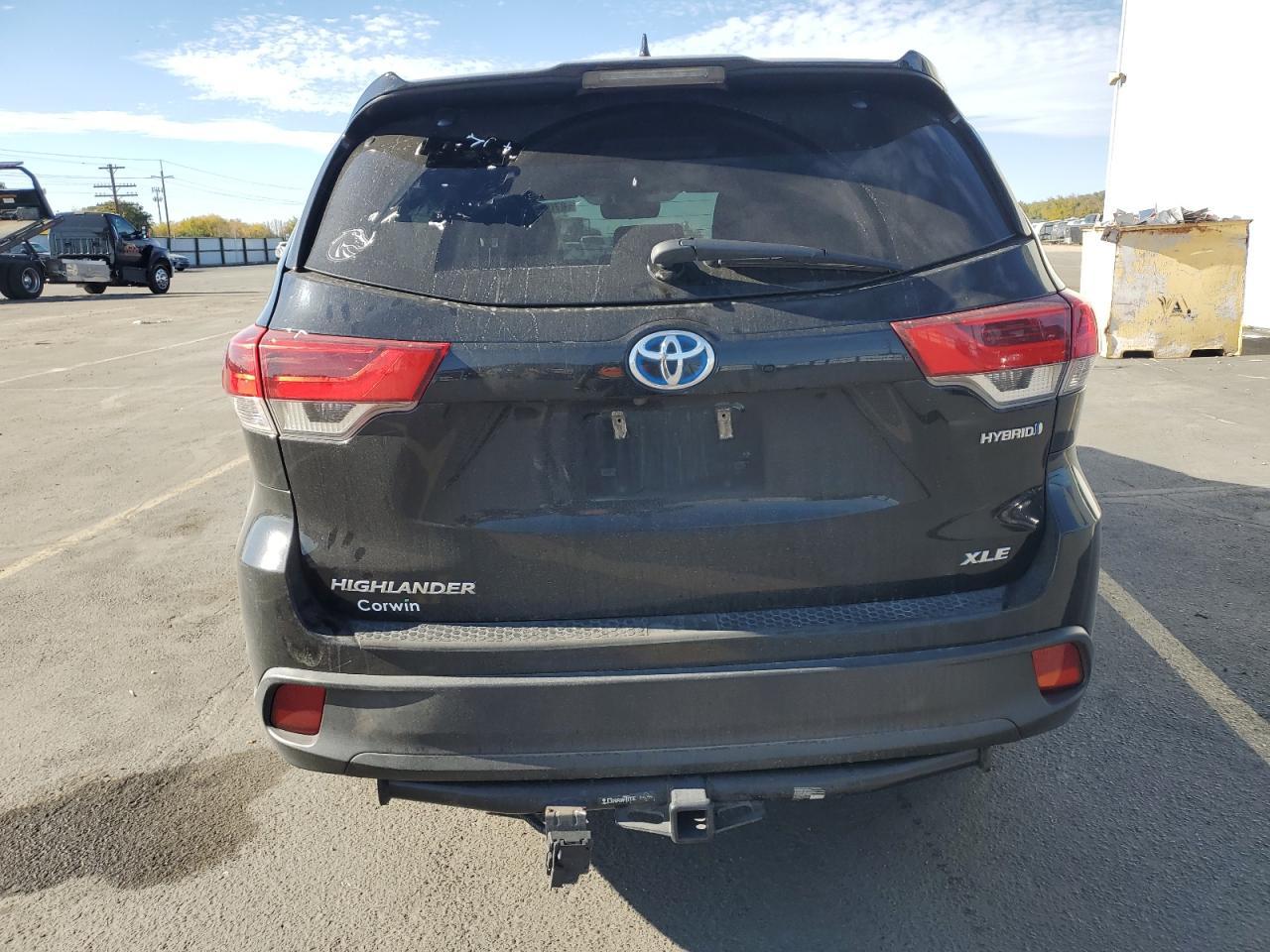 2019 TOYOTA HIGHLANDER